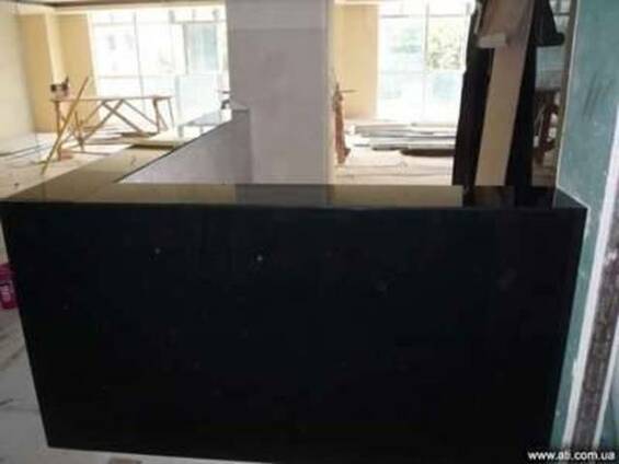 Мебель из стекла и зеркала под заказ