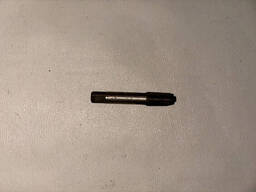 Метчик дюймовый 1/8 трубный. СССР.