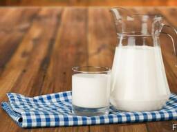 Молоко коровье питьевое пастеризованное 2,5% жирн.