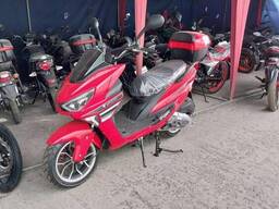 Мотороллер Spark SP150S-18
