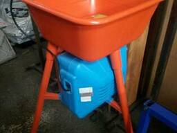 Мукомолка Novital Davide 4V мельница для зерна, бобовых, кук