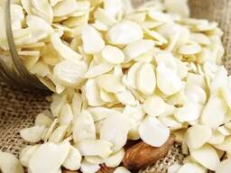 Мигдальні пластівці