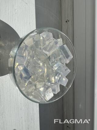 Мильна основа прозора