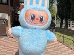 Надувной костюм Лабубу 240 см с вентилятором 4 часа работы на одном заряде