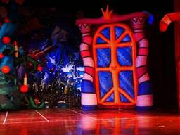 Надувные сценические декорации Inflatable stage decorations