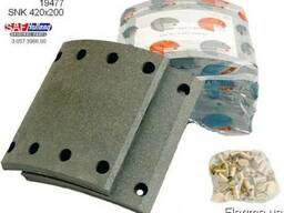 Накладки тормозные SAF 420х200 стандарт комплект на ось