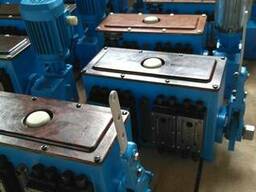 Насос смазочный многоотводный 21-8