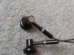 Наушники Чистый Детальный Сочный Звук Пульт студийные Вкладыши Новые