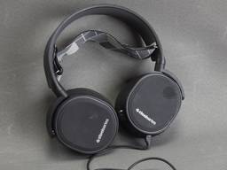 Наушники гарнитура проводная игровая SteelSeries Arctis 5 Black Edition оригинал