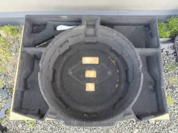 Ниша запасного колеса, пол багажника Lincoln Corsair (20-25) бу