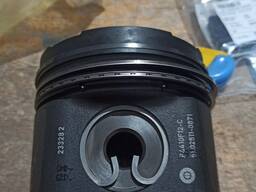 Новий поршень ман тгх євро 6500 л. с. мотор d2676lf (Оригінал)