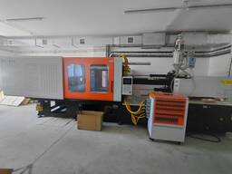 Термопластавтомат HL-4500A (450 тонн):