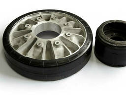 Обрезинивание (реставрация) катка для гусеничной техники