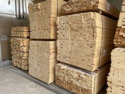 Обрізні сухі хвойні пиломатеріали