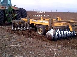 Обробіток ґрунту технікою John Deere, Horsch, Kello Bilt