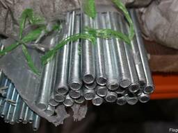 Оцинкованная шпилька с углом резьбы 30, 42 и 60 градусов