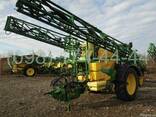 Опрыскиватель прицепной John Deere 832 (Джон Дир 832) - фото 1