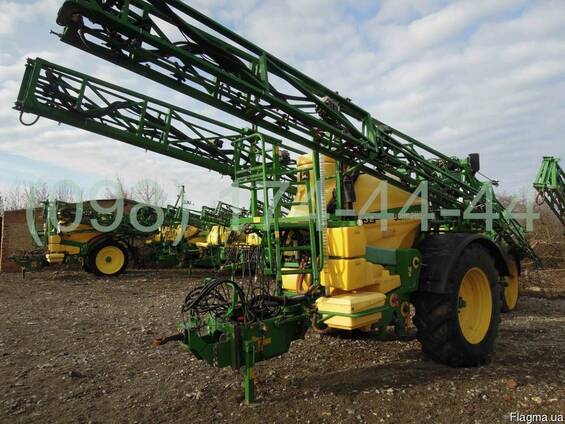 Опрыскиватель прицепной John Deere 832 (Джон Дир 832)