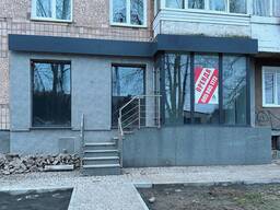 Оренда фасадного приміщення по пр. Відродження
