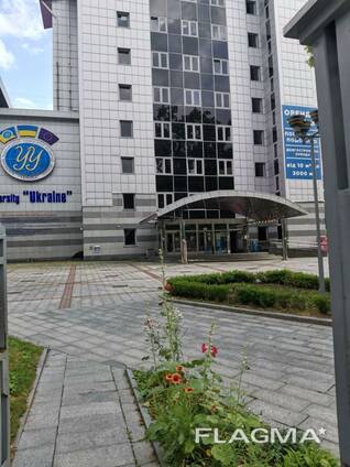 Оренда місця манікюра