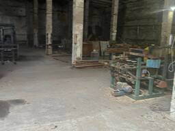 Оренда виробничого приміщення з пилорамою