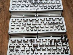 Органайзер для плашок і мітчиків в гараж.