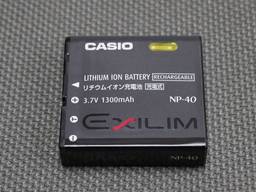 Оригинальный Li-ion аккумулятор Casio NP-40 3.7V 1300mAh для цифровых фотоаппаратов Вживан
