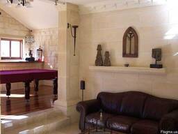 Отделка фасада натуральным камнем (известняк, ракушечник)