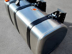 Паливний бак Volvo 610л (710х690х1530) Вольво