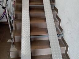 Пандуси відкидні внутрішні та зовнішні- виготовлення.