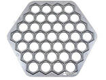 Пельменница шестигранная металлическая усиленная на 37 изделий (картонная упаковка) - фото 1