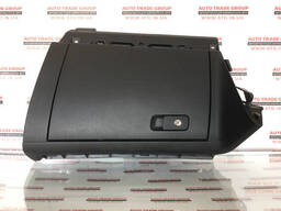 Перчаточный ящик, бардачок VW Passat B7 USA 1.8 TSI 2012-2015 561-857-101-B-82V