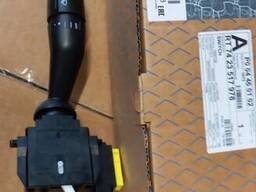 Перемикач склоочисника Renault T 7422007395