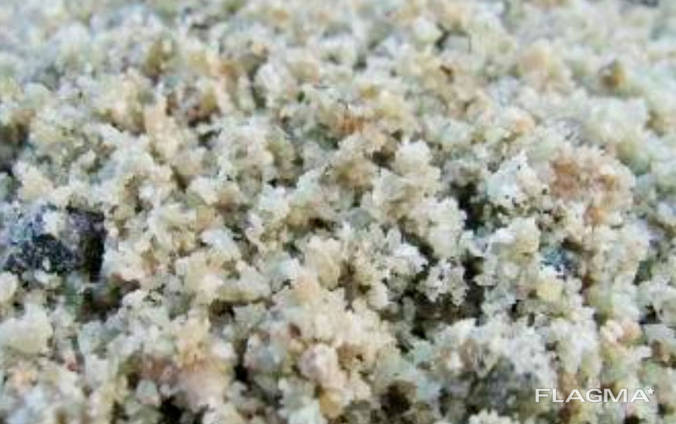 Песчано- солевая смесь в мешках по 50 кг