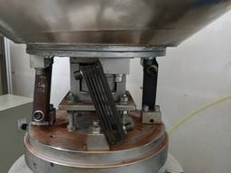 Пластинчаті пружини вібростола, вібробункеру, віброорієнтатору.