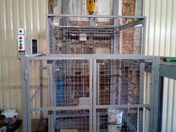 Подъемник грузовой консольный ПГМ . Н=3,5м, г/п=1000кг