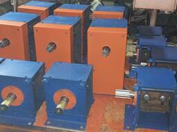 Подрібнювач гілок, Измельчить веток, Гілкоруб. Веткоруб.