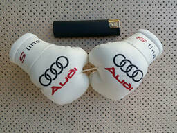 Підвіска (боксерські рукавички) Audi S-Line White