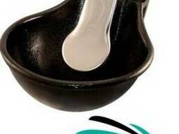 Поилка чашечная чугунная с язычком из нержавеющей стали для