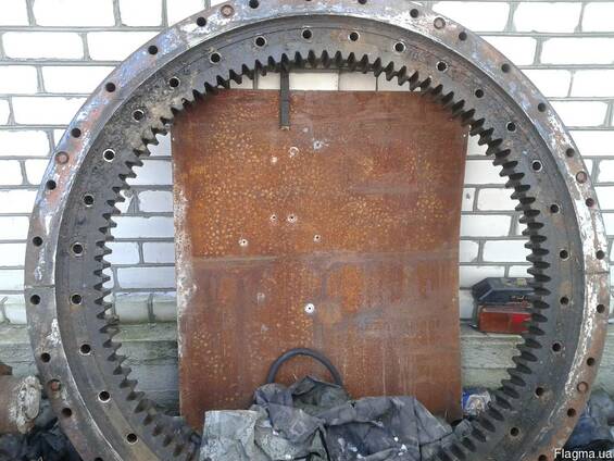 Поворотный круг кс-5473, кта-28, кс-557 краян