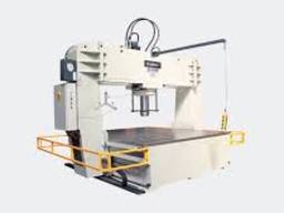 Правильний прес із 3-осьовим переміщенням Sahinler DK-S