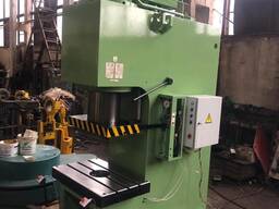 Прес гідравлічний