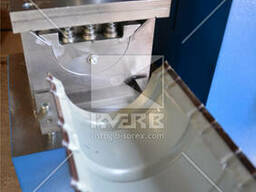 Пресс для производства конька крыши. (Польша)