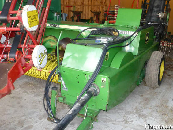 Пресс-подборщик тюковый John Deere 349