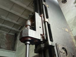 Продаем хонинговальные станки 3Б833, М-3Н-86