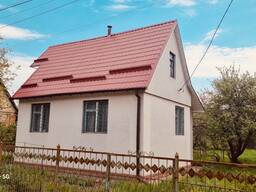 Продам 1 єт. кирпичній дом 70 кв. м. в с. Хотяновка,12 соток земли