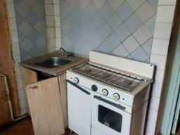 Продам. 1-к. кв. 2/5, вул. Квітки Цісик (Гулі Королевої) 10