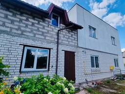 Продам 2 єт. дом 130 кв. м. в с. Хотяновка,6 соток земли