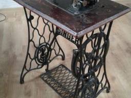 Продам антикварную коллекционную швейную машину Зингер 1906