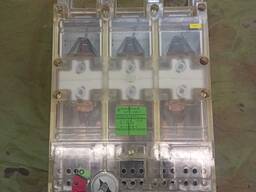 Продам автоматичний перемикач 400А